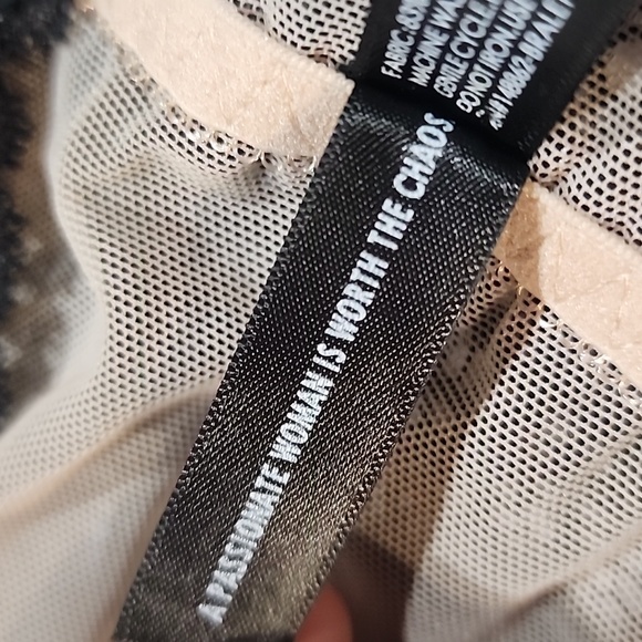 TORRID - Bundle of 3 Beautiful and Elegant Black Lace Bralettes. - Picture 11 of 12